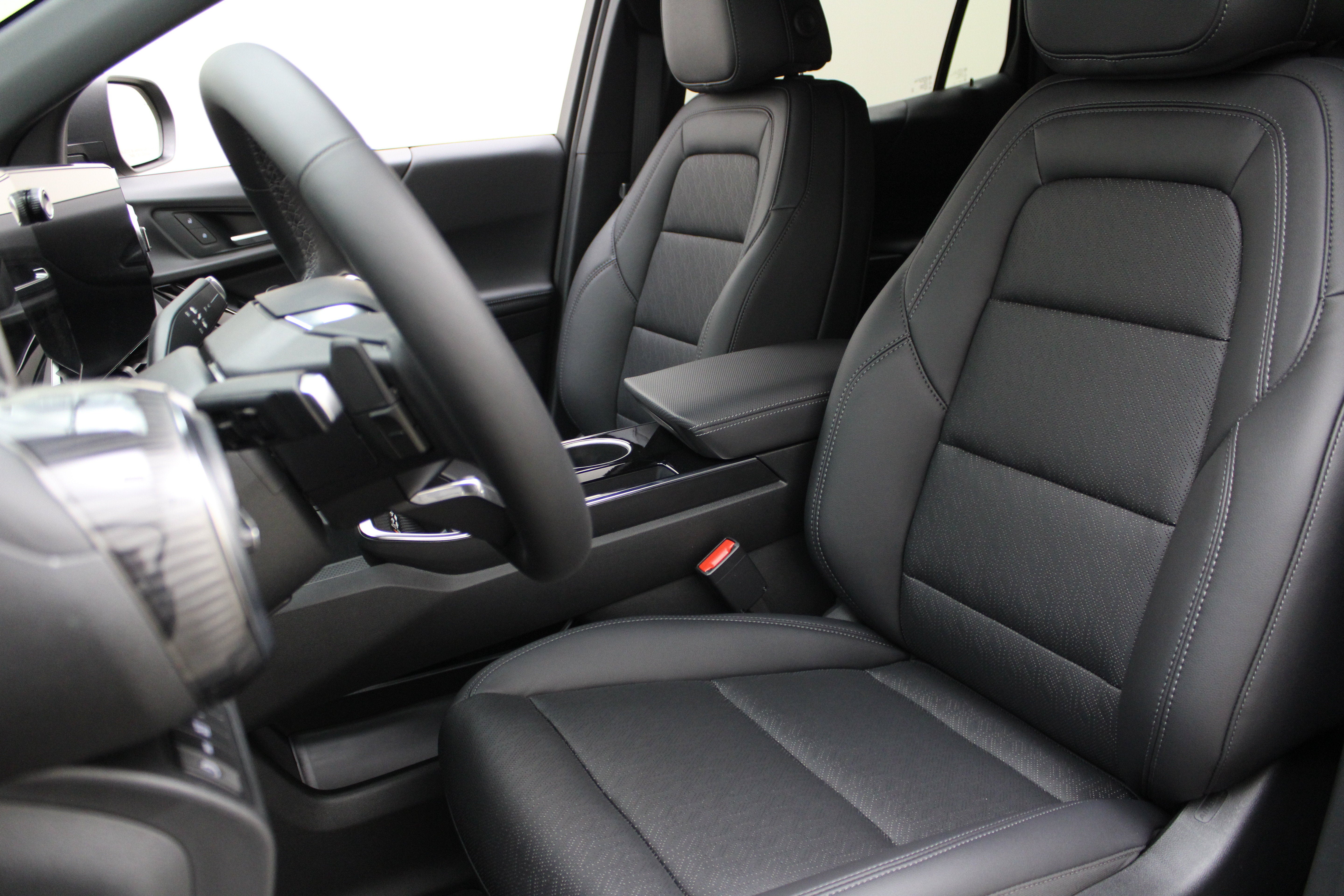 2027 Chevrolet Equinox AWD LT