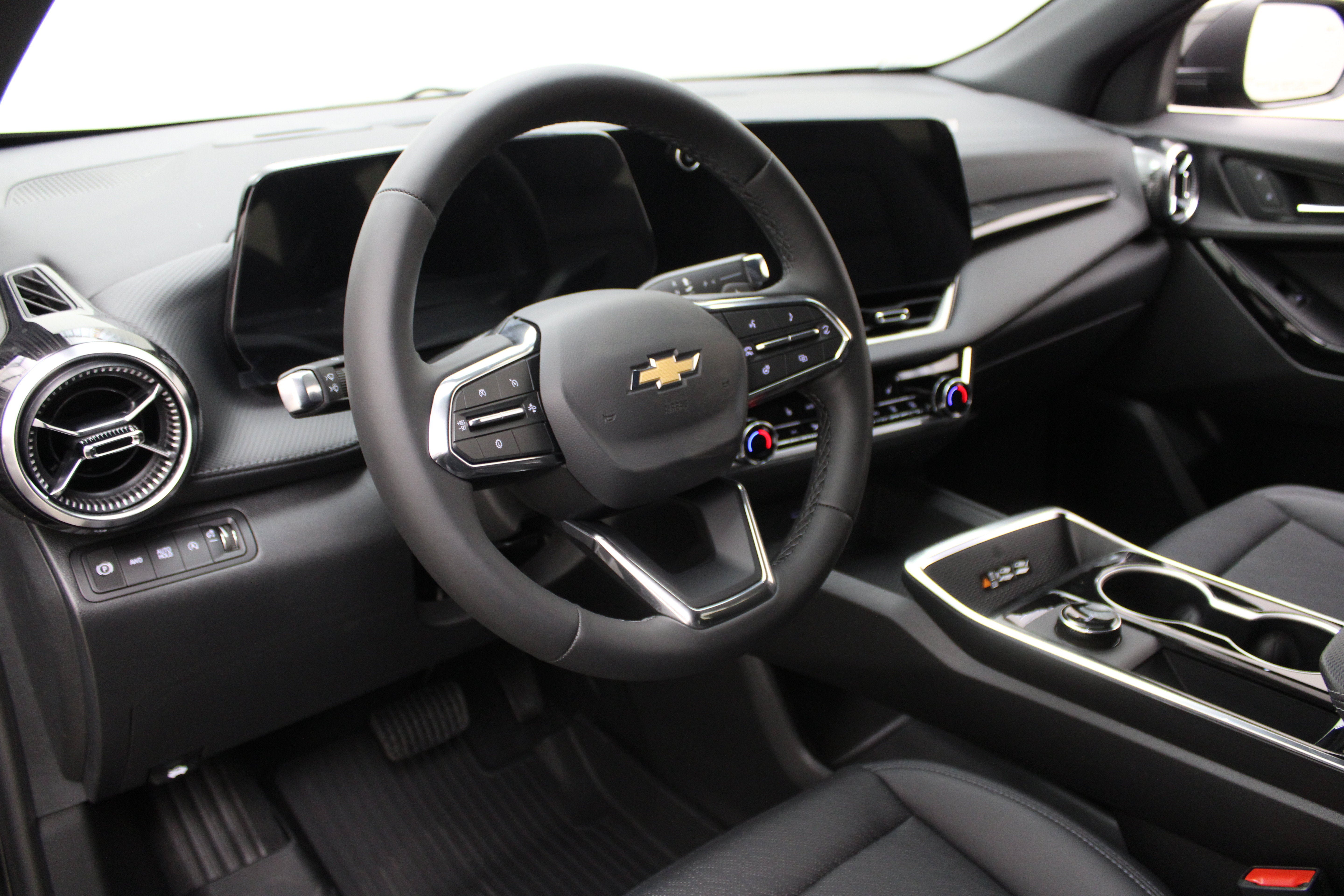 2027 Chevrolet Equinox AWD LT