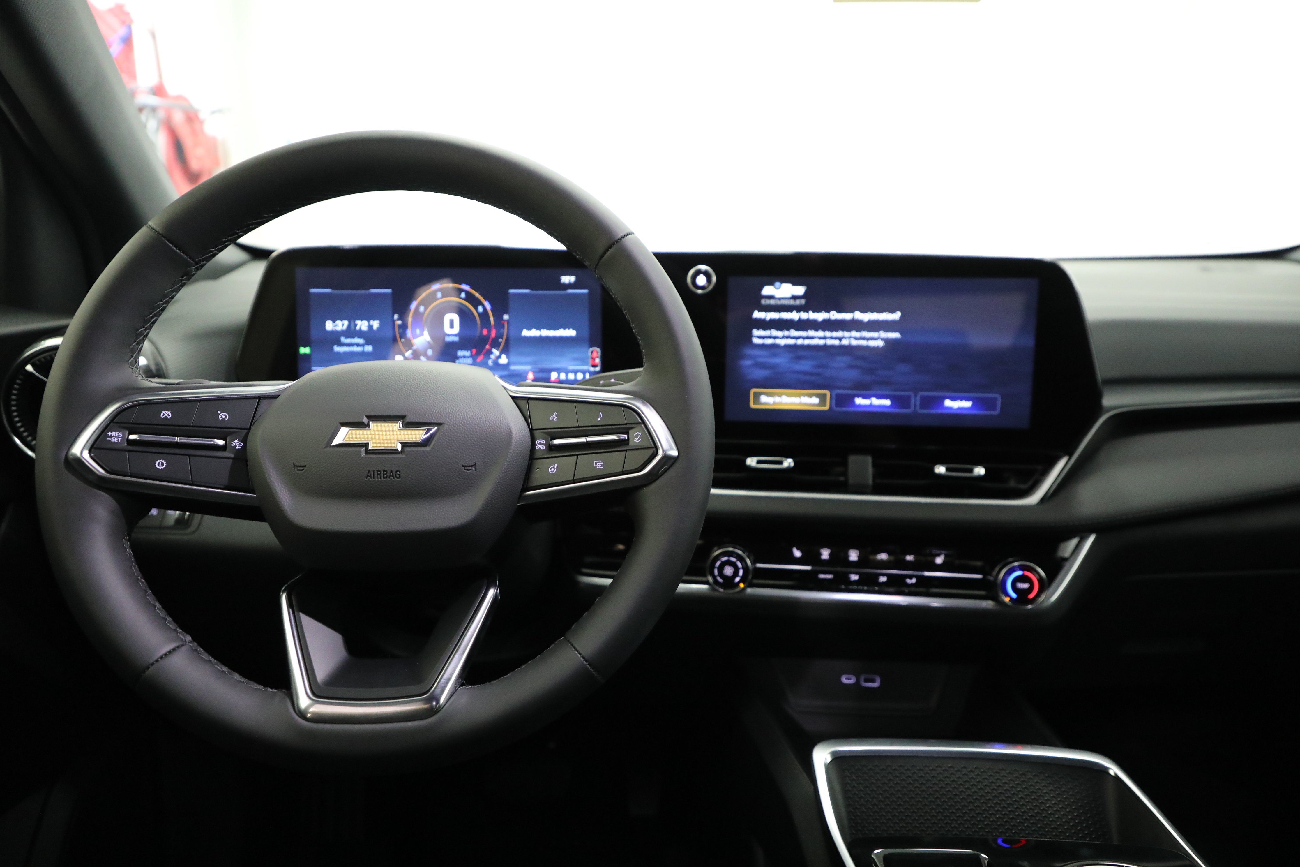 2027 Chevrolet Equinox AWD LT