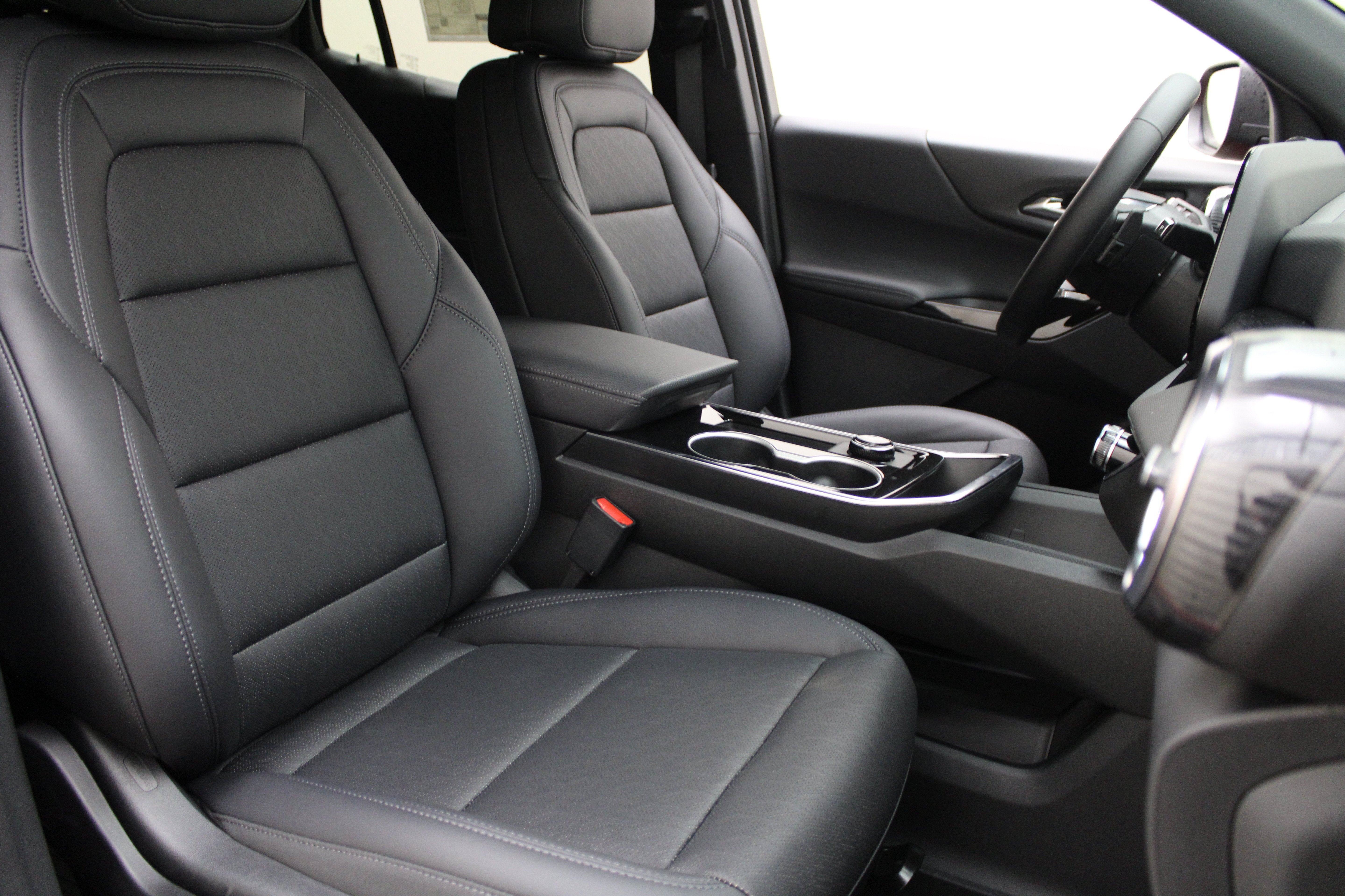 2027 Chevrolet Equinox AWD LT
