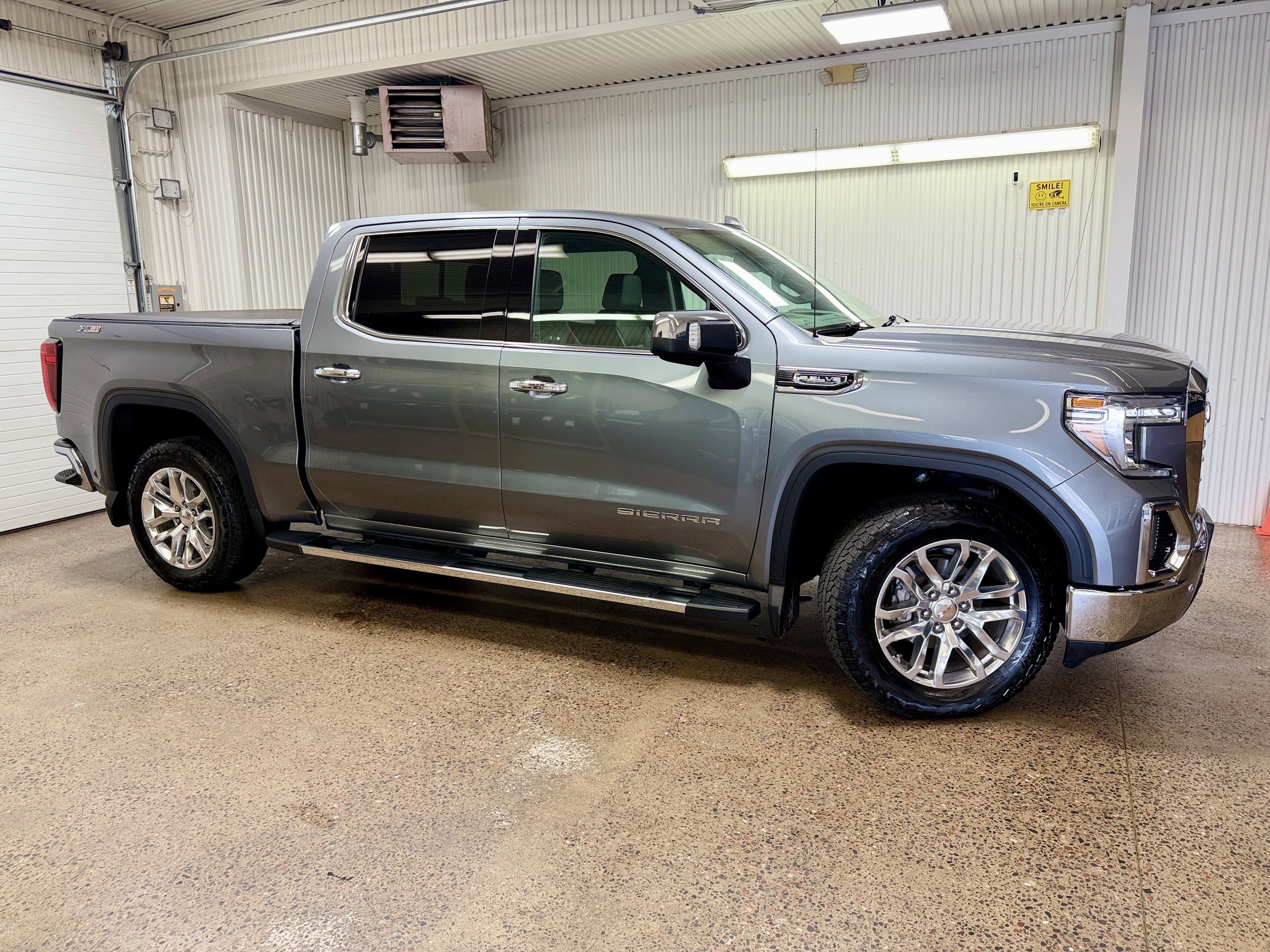2021 GMC Sierra 1500 SLT