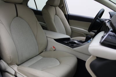 2019 Toyota Camry Hybrid LE