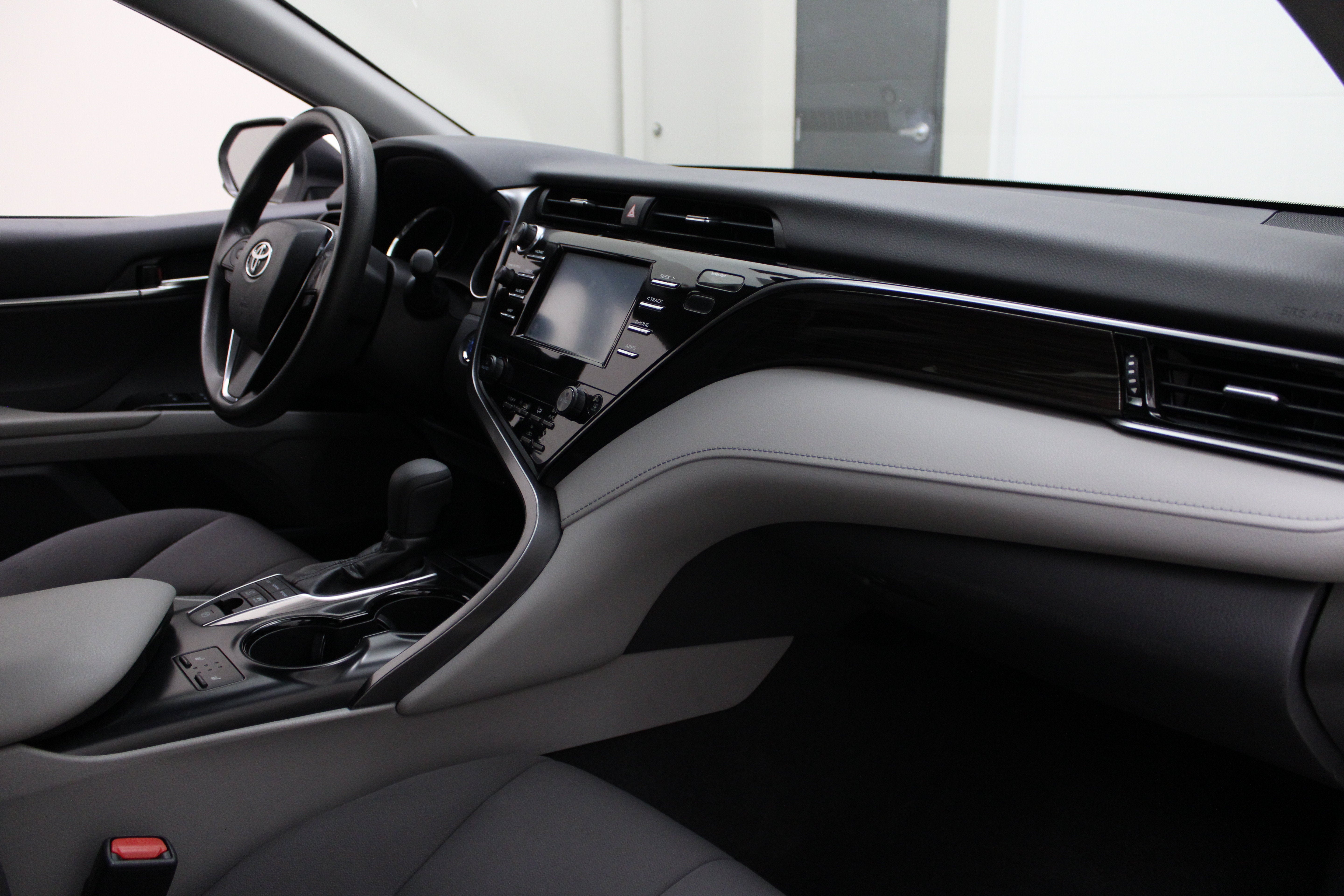 2019 Toyota Camry Hybrid Hybrid LE