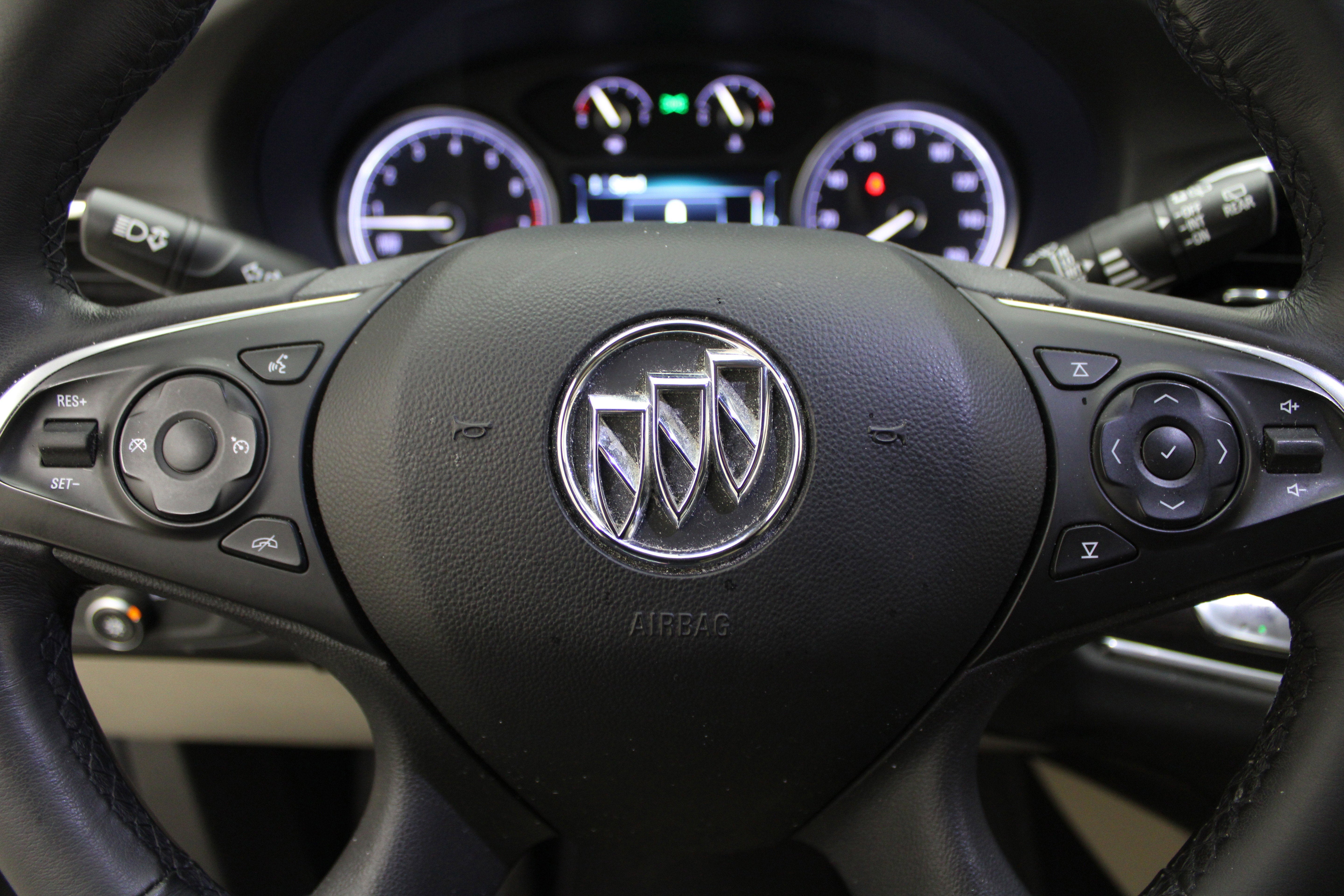 2019 Buick Enclave Essence