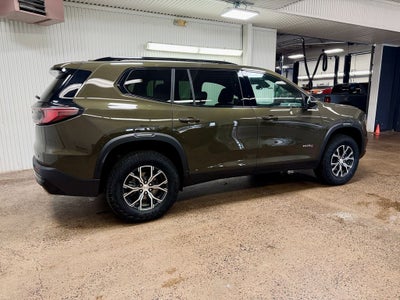 2024 GMC Acadia AT4