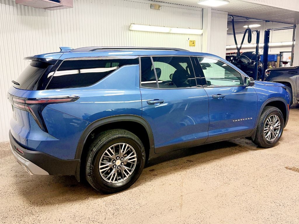 2024 Chevrolet Traverse LT 2LT