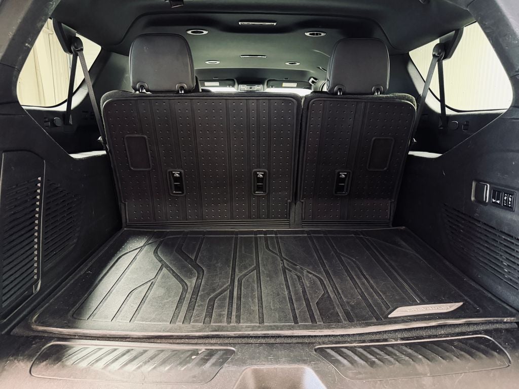 2022 Chevrolet Suburban LT