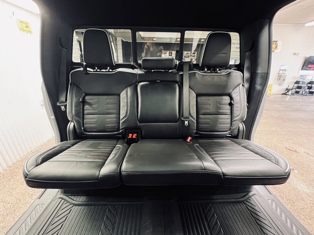 2024 GMC Sierra 1500 AT4X