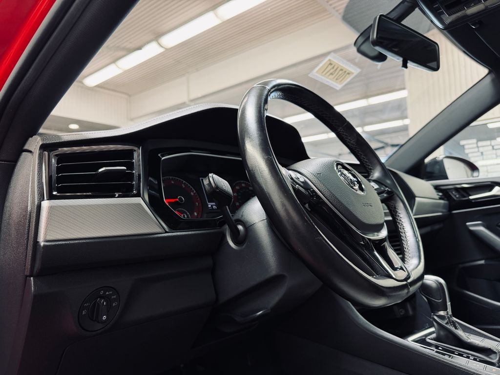 2019 Volkswagen Jetta R-Line