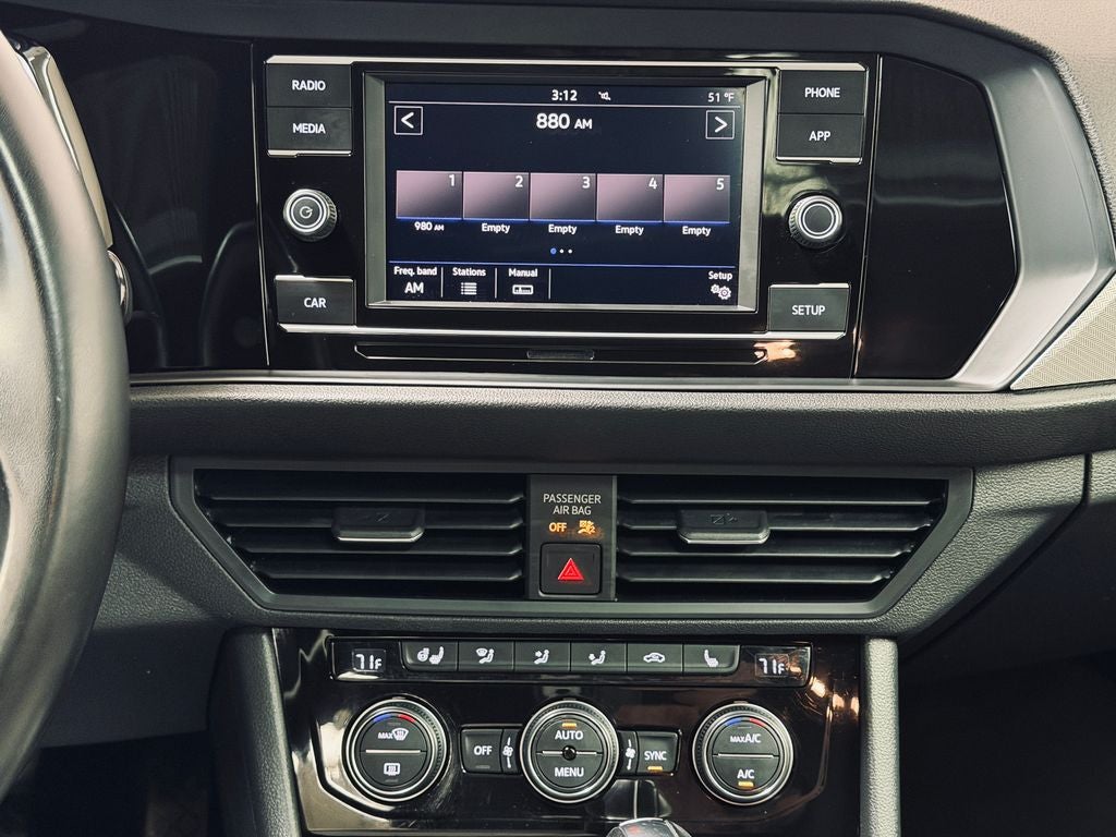 2019 Volkswagen Jetta R-Line