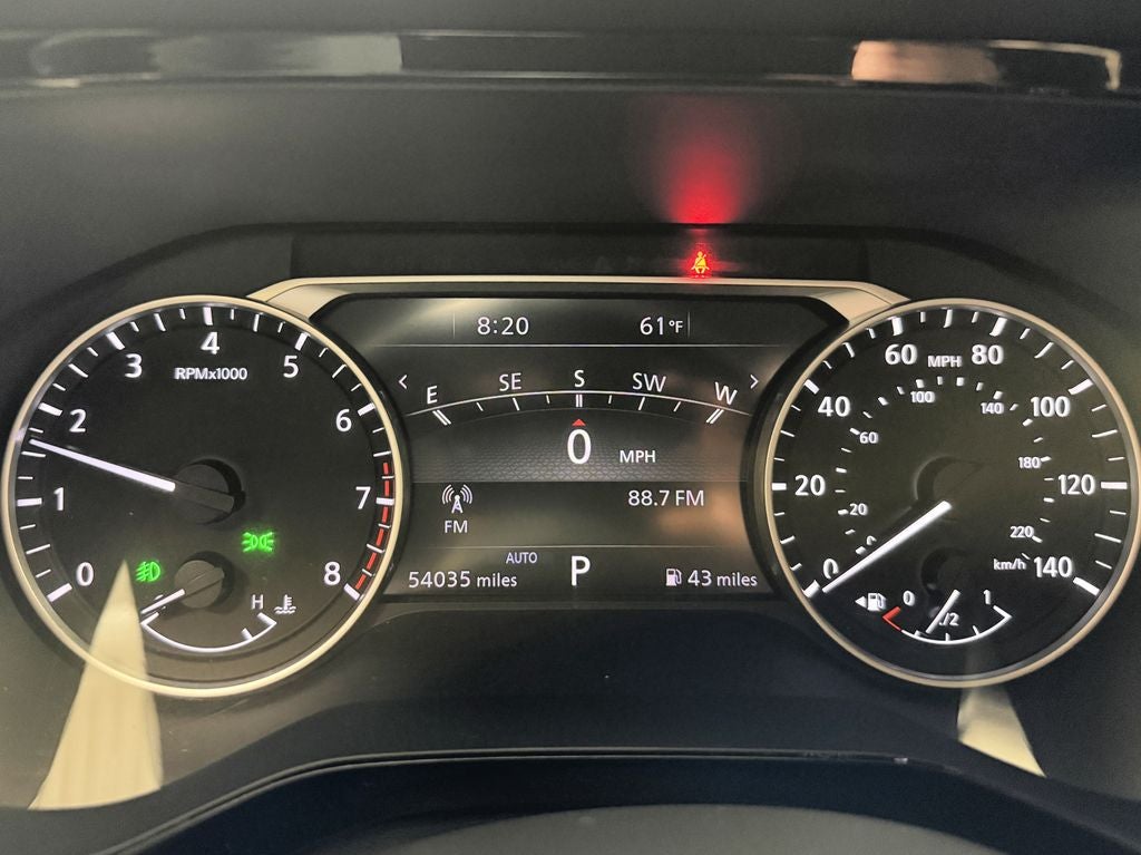 2022 Nissan Pathfinder SL